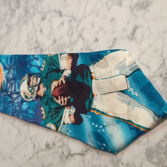 Vintage Miami Dolphins NFC East Tie - Picture 10 of 13